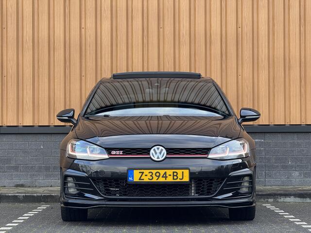 Volkswagen GOLF 2.0 TSI GTI Performance | 245 PK! | Panoramadak | Dynaudio | Leder | Apple Carplay | Android Auto | Adaptieve Cruise Control | Lane Assist | Camera | Dodehoeksensor |