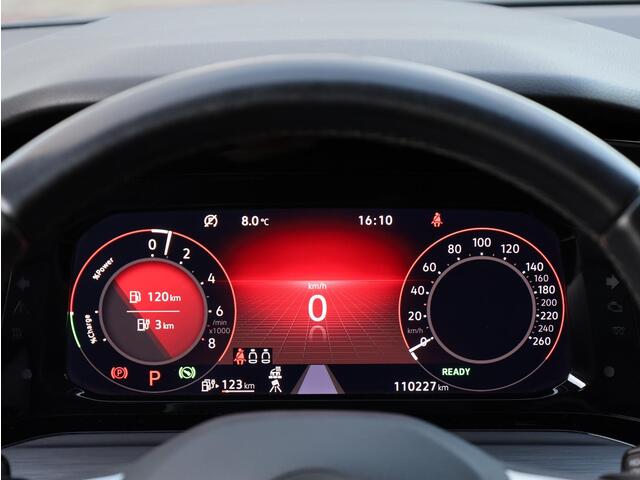 Volkswagen GOLF 1.4 eHybrid PHEV 204PK | Keyless | Camera | Memory | Massage | Adaptive Cruise | Getint Glas |