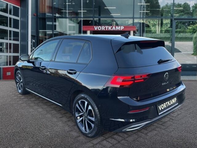 Volkswagen GOLF 2.0 TDI LIFE ACTIVE PANO-DAK/TREKHAAK/CAMERA/NAVI/CARPLAY/ACC/STOELVERW