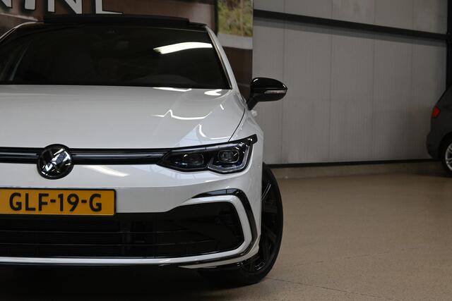 Volkswagen GOLF 1.5 eTSI 150pk R-Line Business | Panoramadak | IQ. Light | Harman Kardon | 100% (Dealer) onderhouden label