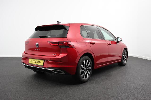 Volkswagen GOLF 1.0 eTSI 110pk DSG Active | Panorama dak | Navigatie | Climate Control | Camera | Adaptive Cruise Control | Virtual Cockpit | Stoelverwarming | Extra Getint Glas