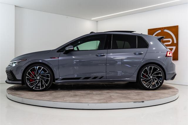 Volkswagen GOLF 2.0 TSI GTI Clubsport 301 PK | IQ | Pano | Sfeer | Harman | Leder | BOMVOL! 12 MND Garantie