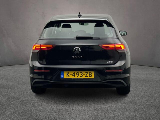 Volkswagen GOLF Style 1.5 eTSI 150pk DSG Automaat Adaptive cruise control, Navigatie, LED koplampen, Achteruitrijcamera, Stoelverwarming, App connect, Parkeersensoren