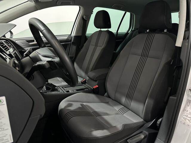 Volkswagen GOLF 1.2 TSI Connected Series - Navi / PDC / BT / Stoelverw.