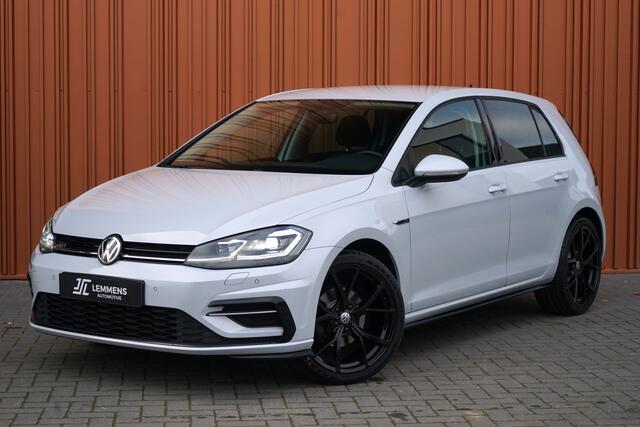 Volkswagen GOLF 1.5 TSI R-line 150PK DSG WHITESILVER ACC LED Trekhaak Sfeerv. Elektr.Spiegels 19"