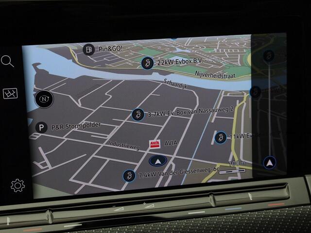 Volkswagen GOLF Variant 1.5eTSI 110kW/150PK R Line DSG · Panoramadak · Apple/Android · Camera + Parkeersensoren · Garantie tot maart 2026 of 40.000km