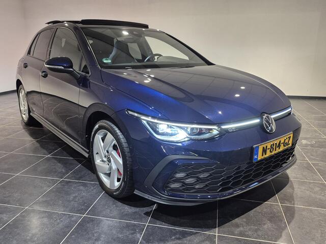 Volkswagen GOLF 1.4 eHybrid GTE | Panoramadak | Trekhaak | Navigatie