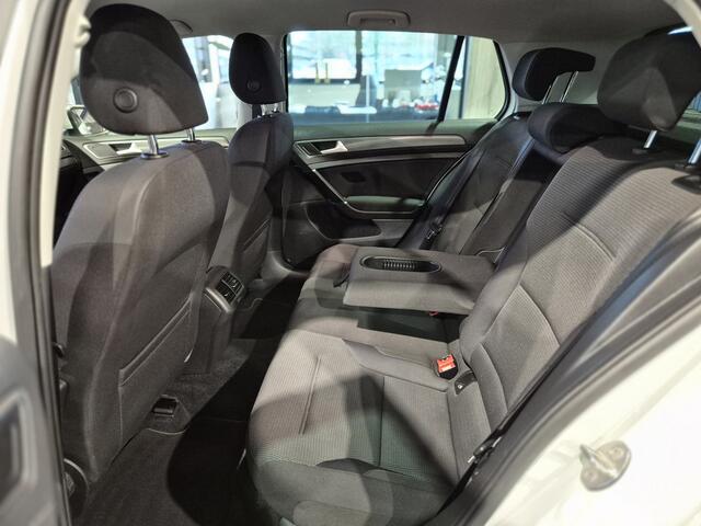 Volkswagen GOLF 1.4 TSI Highline Business R Navi | Clima | Verw. stoelen | LED