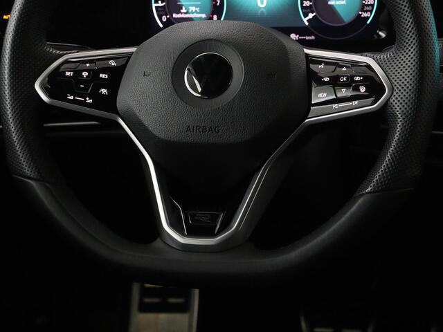 Volkswagen GOLF 1.5 eTSI R-Line | Stoel & stuurverwarming | Camera | Sportstoelen | Sfeerverlichting | Digital Cockpit | Carplay | Adaptive cruise | Full LED