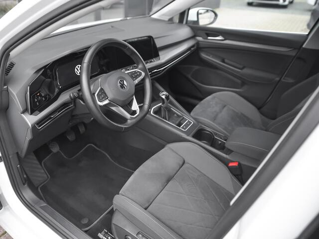 Volkswagen GOLF 1.5 TSI 1ST Edition Navi Qled Adaptive Cruise Control