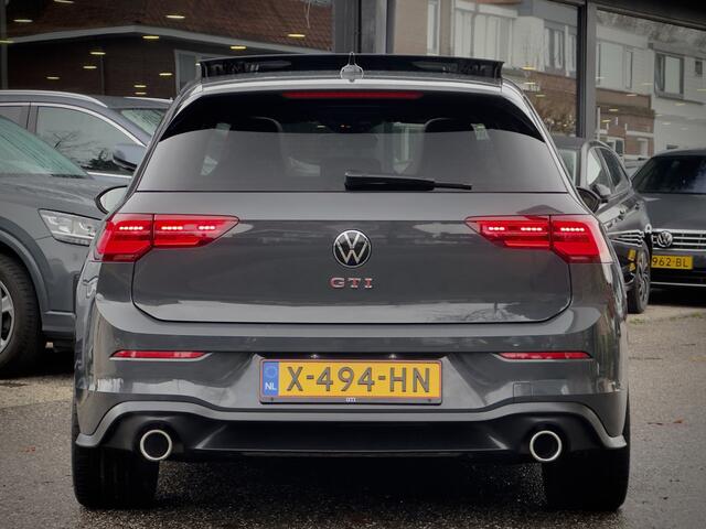 Volkswagen GOLF 2.0 TSi GTI 245PK PANODAK NAVI APPLE-CARPLAY LED 19 INCH-LMV PDC