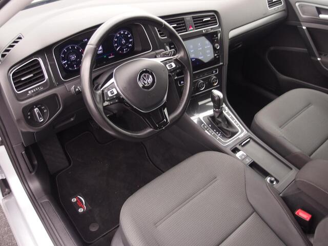 Volkswagen GOLF Variant 1.5 TSI Comfortline AUTOMAAT / VIRTUAL / CAMERA / NAVI / CLIMA / PDC / DODEHOEK / CARPLAY / DAB+ / NL-AUTO