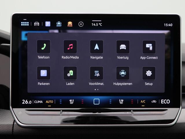 Volkswagen GOLF 1.5 eHybrid 272 Pk GTE Black Style | Full LED | Panoramadak | Trekhaak | Leder | Camera | Stoelverwarming/Koeling | Camera | 18 Inch | 21.321 Km!!