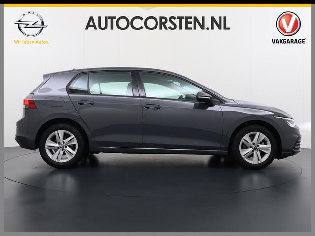Volkswagen GOLF 1.0 eTSI 111PK AUT-7 Nieuw Model Adap.Cruise Virtual Cockpit Apple Carplay Android APP-Connect Navi Ecc Pdc Life Stoel+Stuurverwarming Lmv Mirrorlink DAB Led Isofix Keyless mild hybride Complete Volkswagen Golf mild hybride!