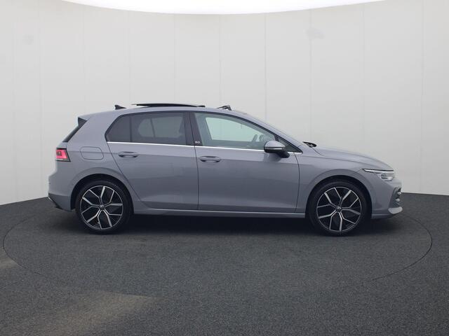Volkswagen GOLF 1.5eTSI/150PK Style 50 Edition DSG · Panoramadak · Apple/Android · Massagefunctie · Camera · Garantie t/m 05-12-2026