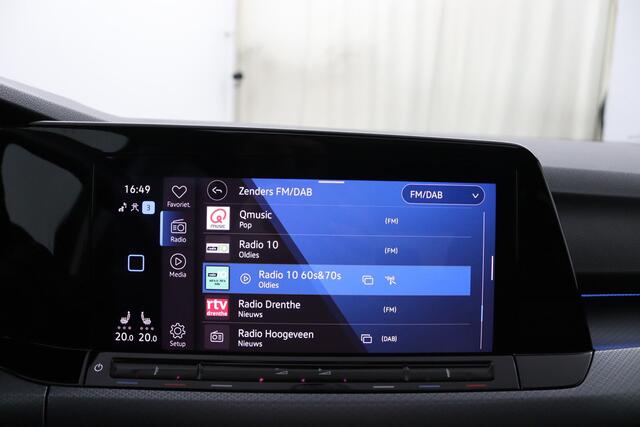 Volkswagen GOLF 1.5 eTSI Style BOVAG Garantie | Schuif- / kanteldak | Climate Control | Adaptieve Cruise Control