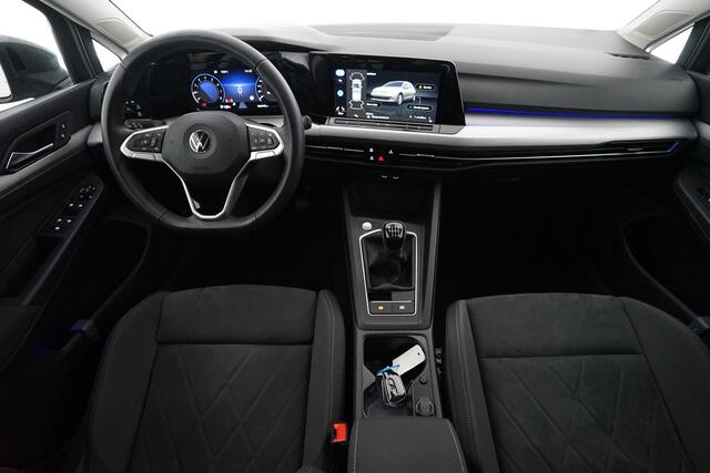 Volkswagen GOLF 1.5 TSI Life Business