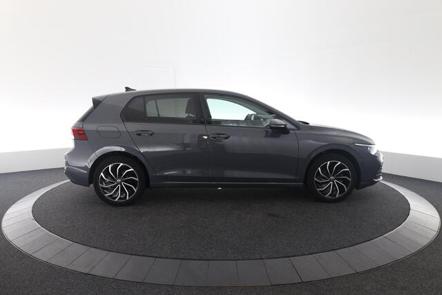 Volkswagen GOLF 1.5 TSI Life Business