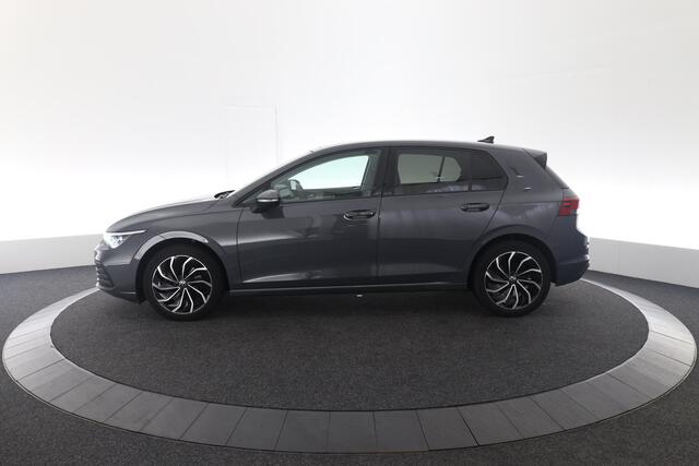 Volkswagen GOLF 1.5 TSI Life Business