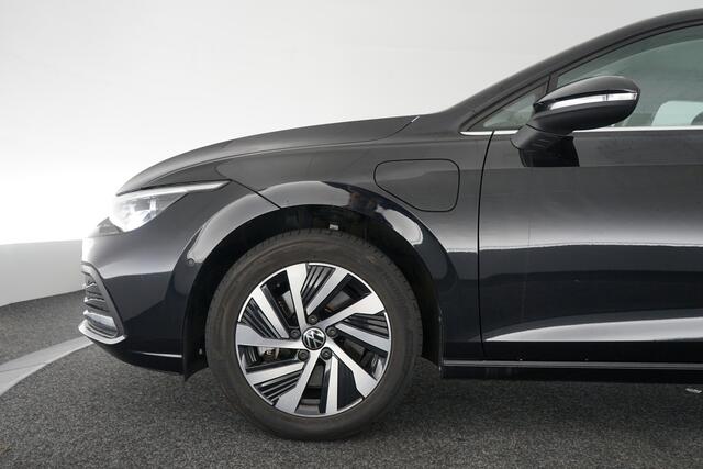Volkswagen GOLF 1.4 eHybrid Style