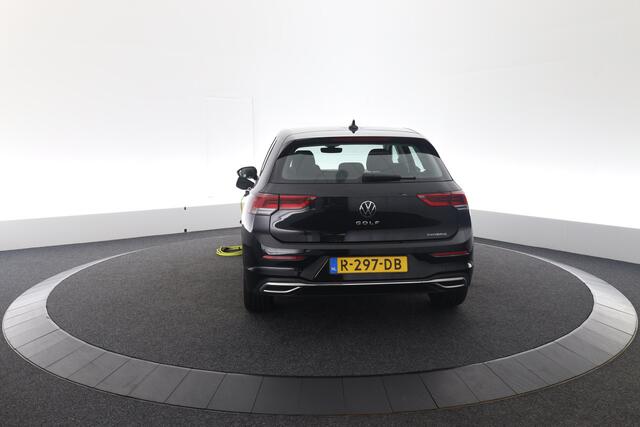 Volkswagen GOLF 1.4 eHybrid Style