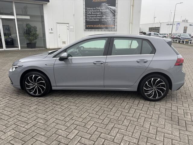 Volkswagen GOLF 1.5 TSI Style Carplay AdaptCruise Massage