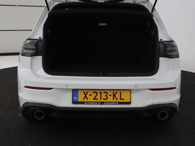 Volkswagen GOLF 1.4 eHybrid GTE | Camera | Adaptive cruise | Carplay | Navigatie | Sportstoelen | Full LED | Sfeerverlichting | PHEV