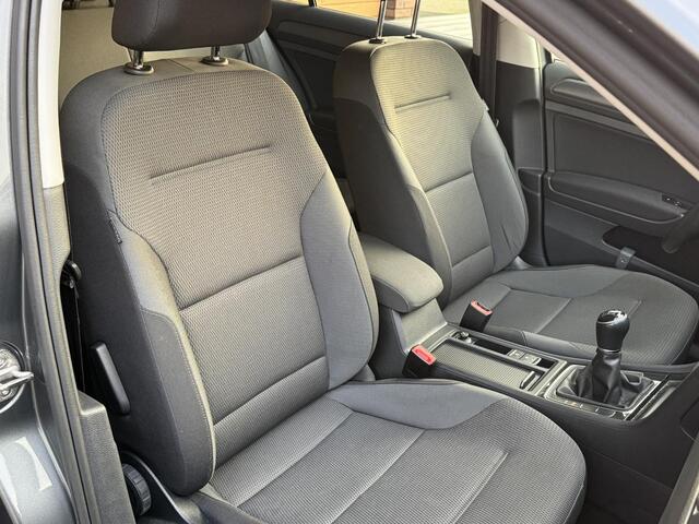 Volkswagen GOLF 1.0 TSI Comf,Navi,Carplay,Pdc.