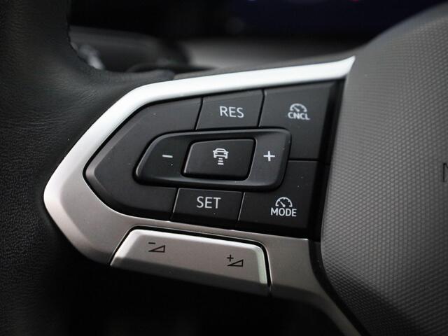 Volkswagen GOLF 1.5eTSI/150PK Style 50 Edition DSG · Panoramadak · Apple/Android Car Play · Massagefunctie · Camera · Garantie t/m 28-10-2026