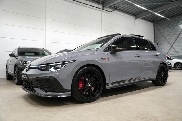 Volkswagen GOLF 2.0 TSI GTI Clubsport 300PK * Pano - Harman Kardon - IQ Light - Camera - Keyless *