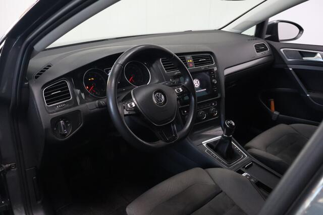 Volkswagen GOLF 1.0 TSI R-Line Highline | Carplay | Stoelverwarming | LED