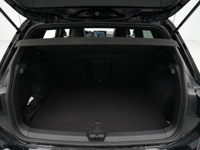 Volkswagen GOLF 1.5 eHybrid 204pk 50 Edition Panorama Matrix Led SStoel/Stuurverwarming Acc 25