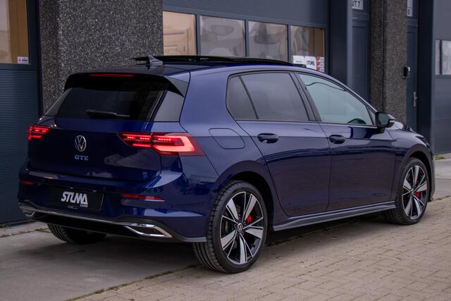 Volkswagen GOLF 1.4 eHybrid GTE | Pano | HUD | LED | IQ Lights | Carplay | Camera | Sfeer | Stuurverwarming | Stoelverwarming | ACC | Keyless | Lane Assist | Side Assist | Front Assist | 1 Eigenaar | Dealer Onderhouden | Garantie
