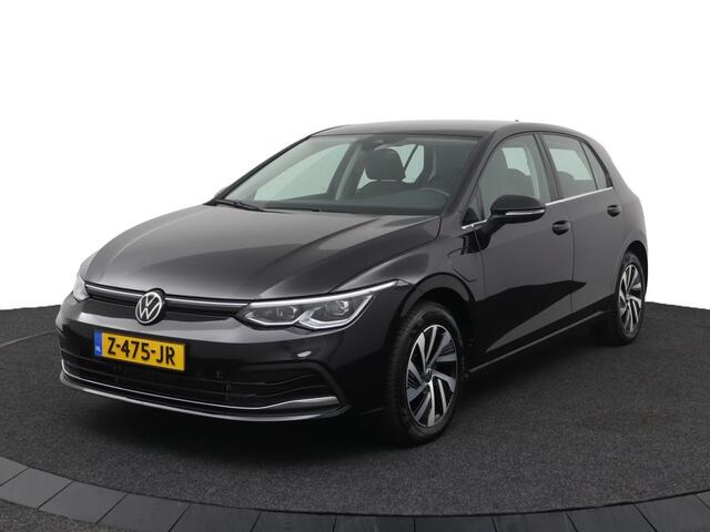 Volkswagen GOLF 1.4 eHybrid Style - Adaptive Cruise - Stoel/Stuurverwarming - DAB - Navigatie - Apple Carplay/Android Auto - Trekhaak 12 maanden Bovag Garantie