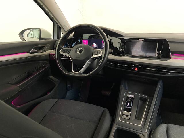 Volkswagen GOLF 1.0 eTSI Life. Trekhaak!