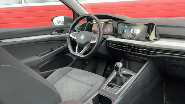 Volkswagen GOLF 1.0 TSI Life 110PK / CARPLAY / SFEER / FULL LED / DAB+ / ACC / PDC / NL-AUTO