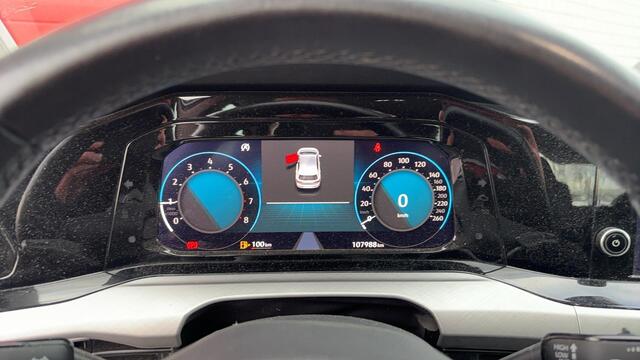 Volkswagen GOLF 1.0 TSI Life 110PK / CARPLAY / SFEER / FULL LED / DAB+ / ACC / PDC / NL-AUTO