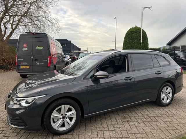 Volkswagen GOLF 1.5 TSI Life Grijs Xenon Alcantara 2021 Virtual Dash