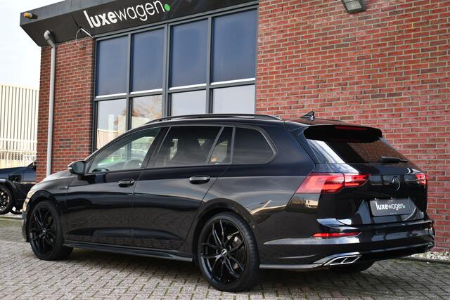 Volkswagen GOLF 1.5 eTSI R-Line Pano 19inch Trekh IQ-light ACC Camera