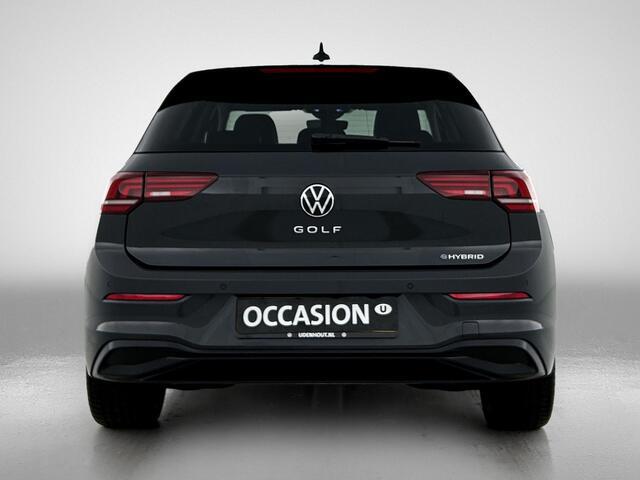 Volkswagen GOLF 1.5 eHybrid 204pk Life Edition DSG / Stoel+ Stuurverwarming / Camera / Cruise control