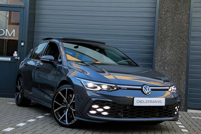 Volkswagen GOLF 1.4 eHybrid GTE Panorama dak | IQ verlichting | LED verstralers | Full option