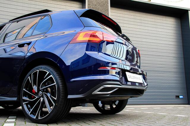 Volkswagen GOLF 1.4 eHybrid GTE Panorama dak | IQ Lights | Head up | 19' adelaide | Vol in opties! | Atlantic blue