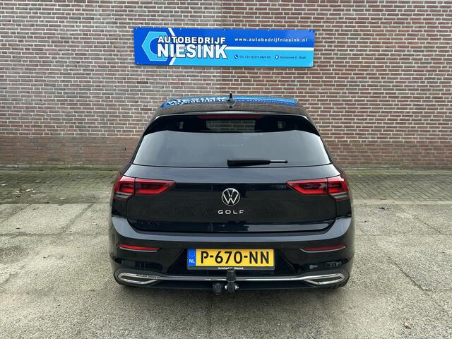 Volkswagen GOLF 1.5 TSI Style