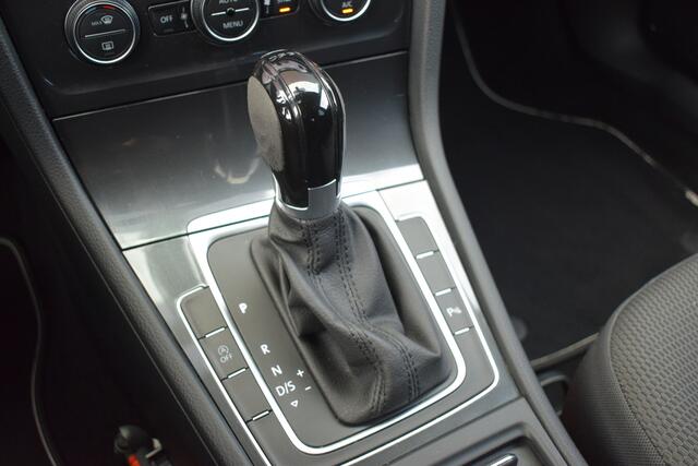 Volkswagen GOLF 1.0 TSi Automaat Comfortline LED | Carplay | Full Map Navi | ECC | Adap Cruise | ECC