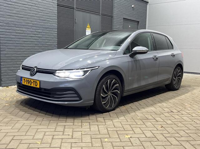 Volkswagen GOLF 2.0 TDI R-Line | Automaat | Panoramadak | ACC | Stoel+Stuurverwarming | Trekhaak