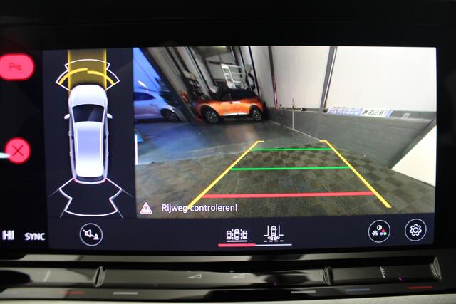 Volkswagen GOLF 1.0 TSI Life Business |Navi|Camera|