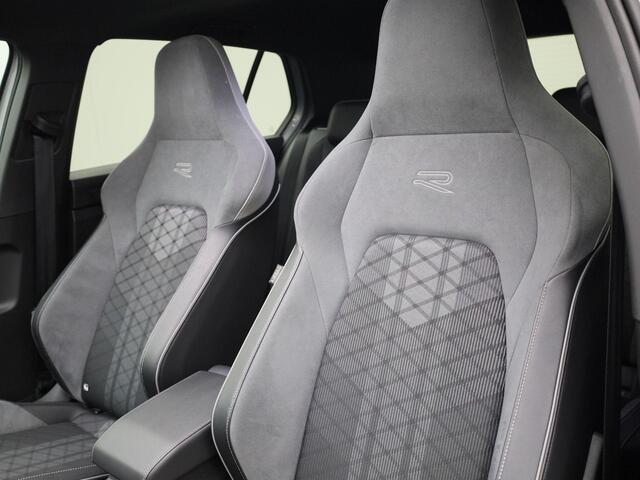 Volkswagen GOLF 1.5 eTSI 150pk DSG R-Line · Panoramadak · Camera · Stuur- & Stoelverwarming · Keyless · Sfeerverlichting · Garantie t/m 22-02-2026