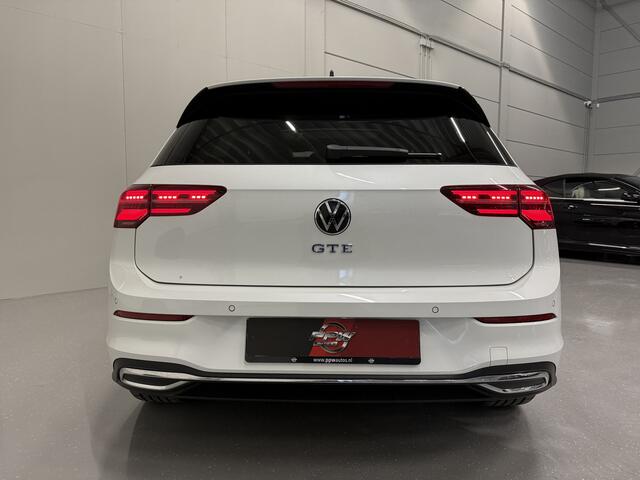 Volkswagen GOLF 1.4 eHybrid GTE PANO/HEAD-UP/IQ-LIGHT/TREKHAAK/CAMERA/ACC/STOEL+STUURVERW./SFEER/CARPLAY/18"/VOLLEDIG VW DEALER HISTORIE
