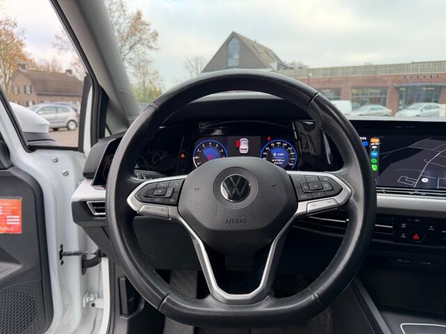 Volkswagen GOLF 1.5 eTSI Automaat Navi Carplay Camera Led Airco(ECC)