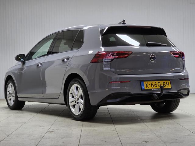 Volkswagen GOLF 1.0 TSI Life/ Dealer Onderhouden!/ Trekhaak/ LED Koplampen/ Elek.Stoel+Memory/ Virtual Cockpit/ Apple+Android/ Stoel+Stuurverw./ Sportstoel/ 16''LMV/ Clima/ Navi/ Cruise.Adaptief/ Bluetooth/ PDC V+A.